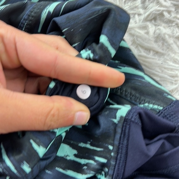 Lululemon All The Right Places Crop Naval Blue / Painted Animal Menthol Black - Picture 6 of 7